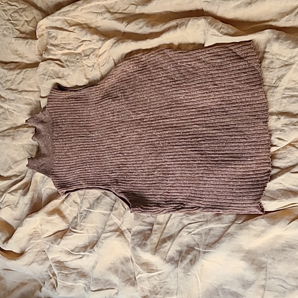 Sleeveless Turtleneck Top